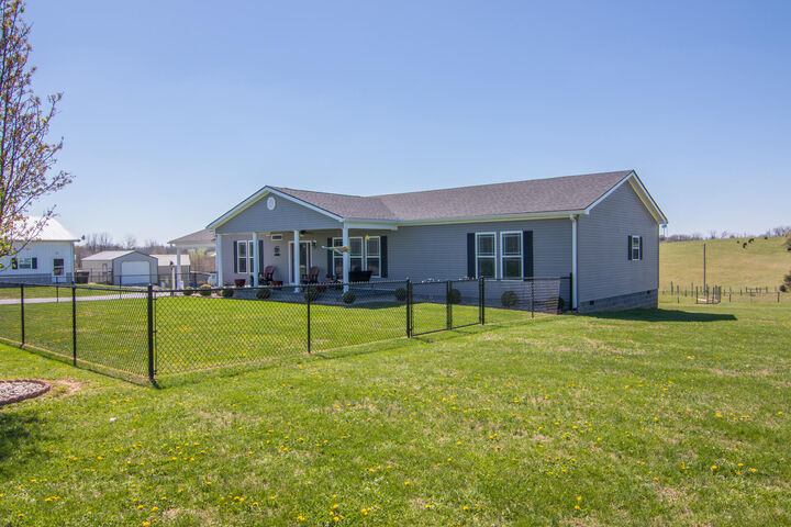 Property Photo:  386 Oakland Lane  KY 40330 