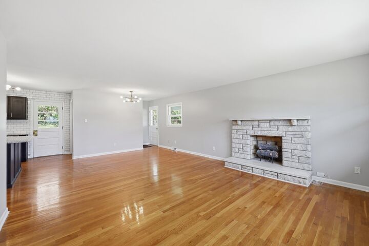 Property Photo:  114 Leimaur Drive  KY 40475 