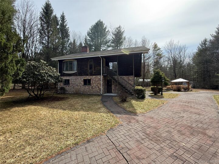Property Photo:  1441 Ulster Heights Road  NY 12428 