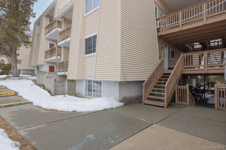 Property Photo:  506 Fox Run Lane  NY 10512 