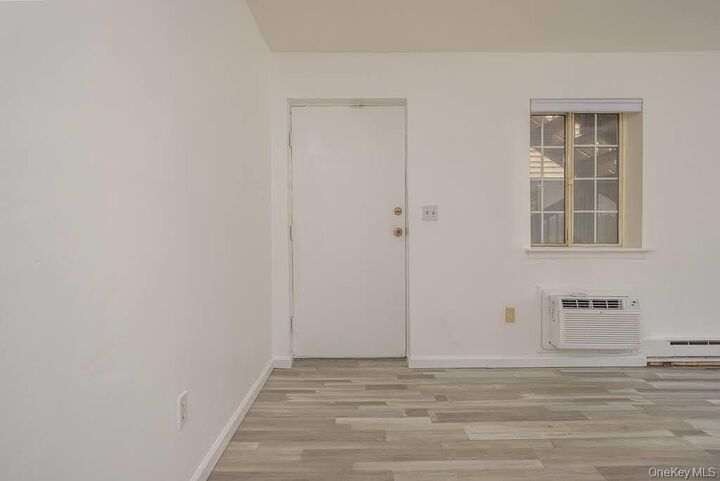Property Photo:  506 Fox Run Lane  NY 10512 