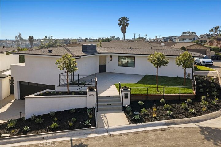 Property Photo:  405 Serra Drive  CA 92625 