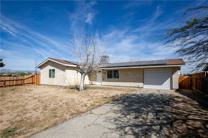 Property Photo:  7607 Columbine Avenue  CA 93505 