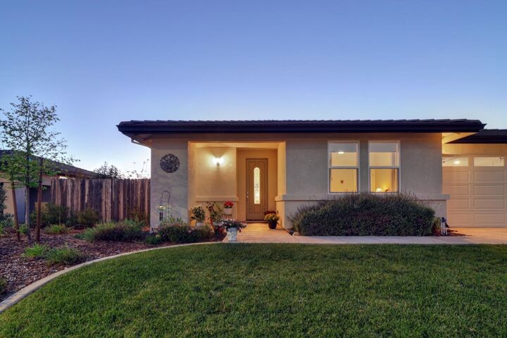 Property Photo:  2126 Thomas Drive  CA 95642 