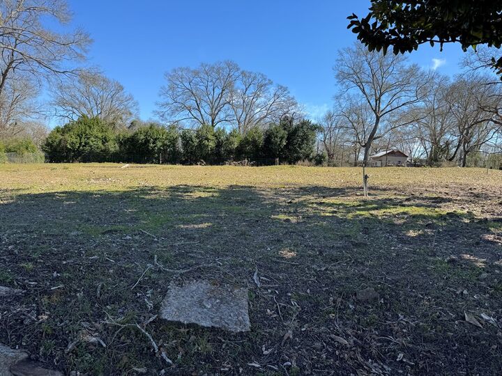 Property Photo:  613 Third Street  TX 75961 
