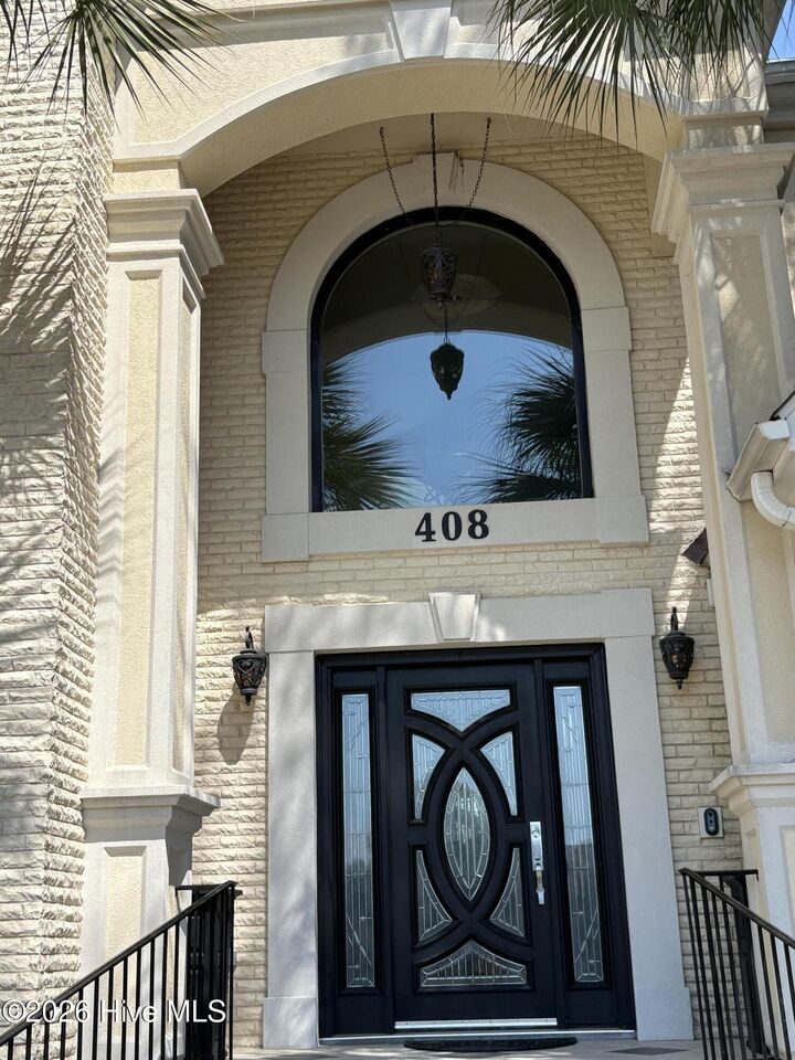Property Photo:  408 Wexford Place  NC 28562 