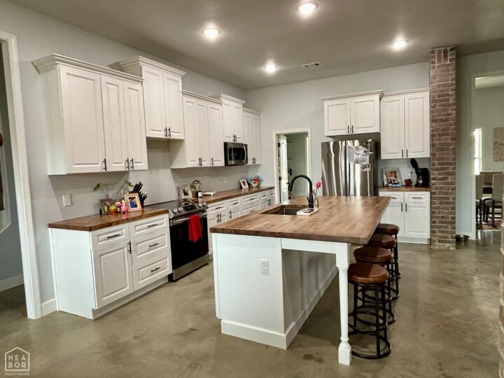Property Photo:  2110 Ponderosa Drive  AR 72405 
