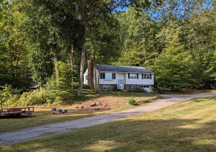 Property Photo:  206 S Merrimack Road  NH 03049 