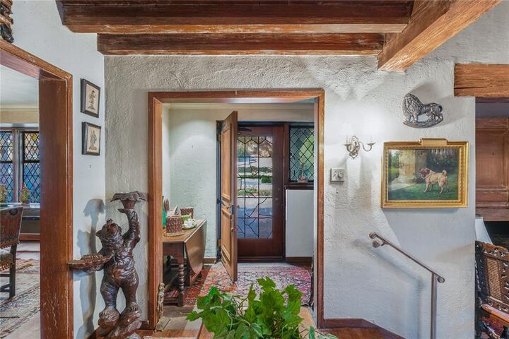 Property Photo: 3635 Beverly Drive TX 75205