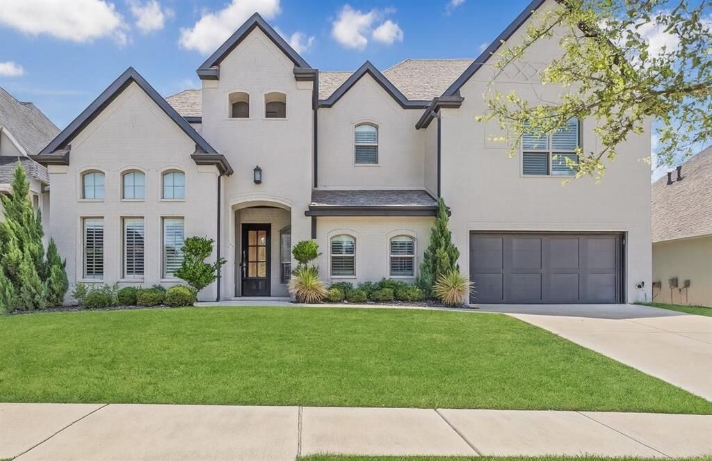 Property Photo:  318 Creekview Terrace  TX 76008 