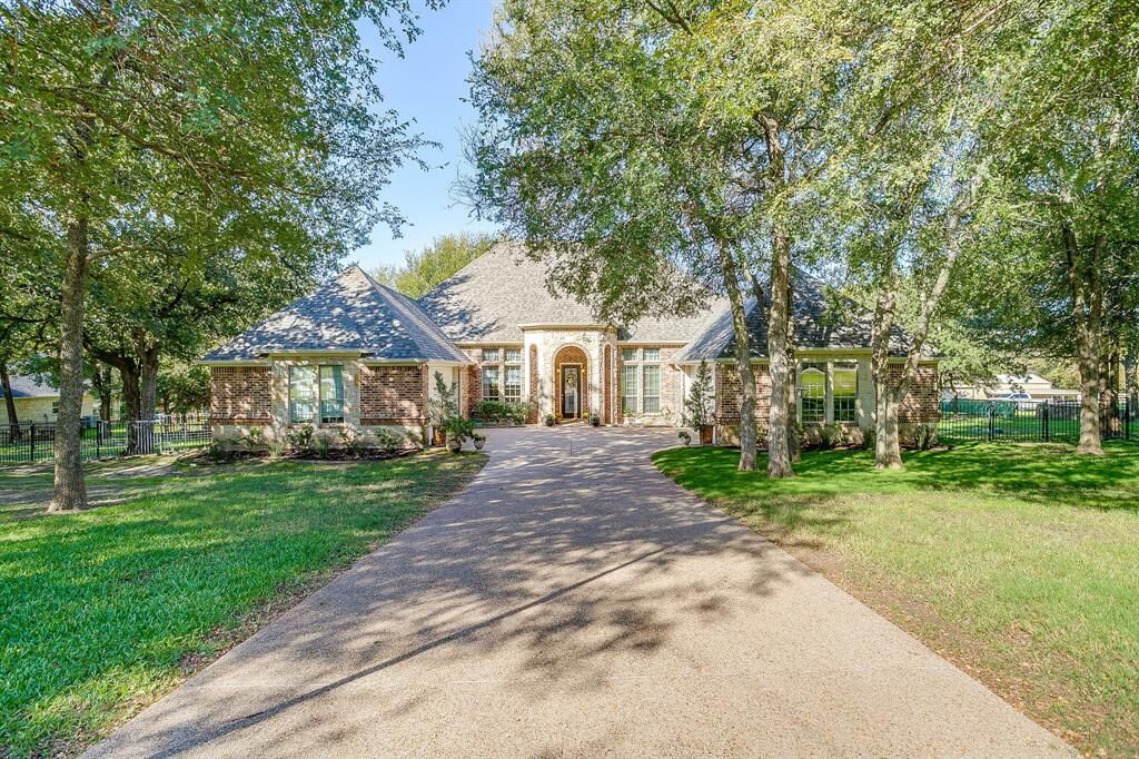 Photo de la propriété:  134 Forest Creek Circle  TX 76088 
