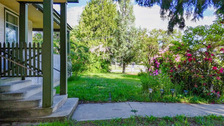Property Photo: 1202 First Street BC V0E 2S0