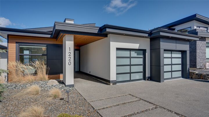 Property Photo: 1220 Ponds Avenue BC V1W 5N1