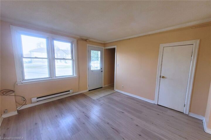 Property Photo:  301 Campbell Street 4  ON N3S 5B6 