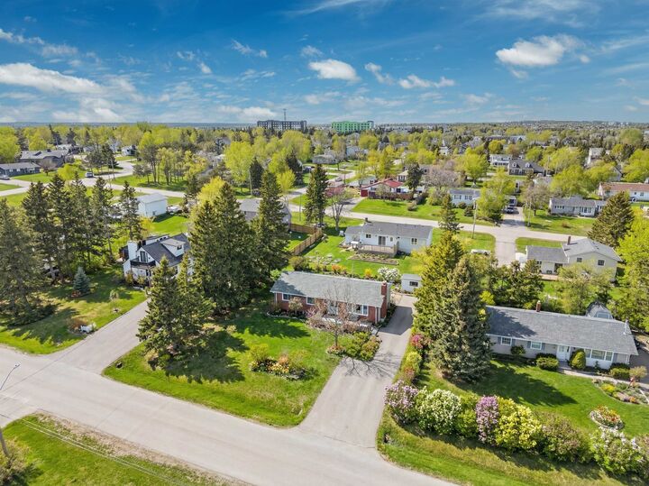 Property Photo: 21 Cottonwood Drive PE C1E 1C1