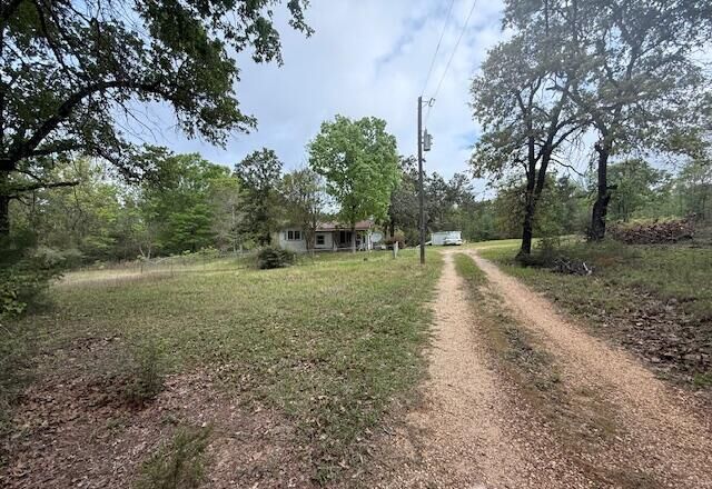 Property Photo:  1366 White City  LA 71439 