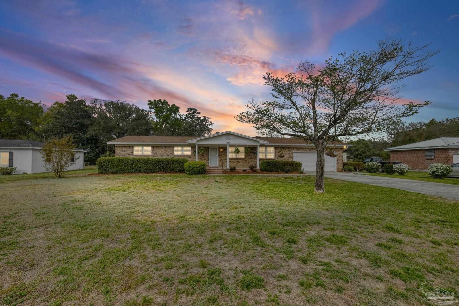 Property Photo: 3013 Christine St FL 32526