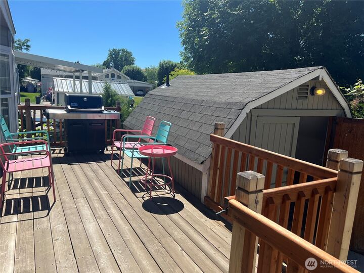 Property Photo:  8818  Crescent Bar Road NW 130  WA 98848 