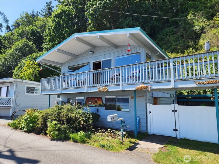 Property Photo: 3202 Shoreline Drive WA 98282