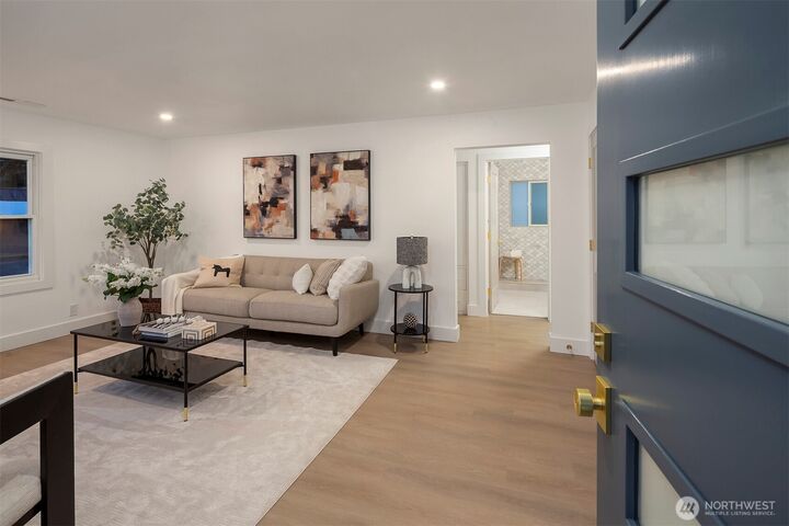 Property Photo:  1016 NW 85th Street  WA 98117 