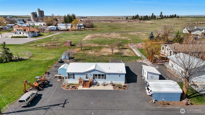Property Photo:  365 NE Adams Road  WA 99117 