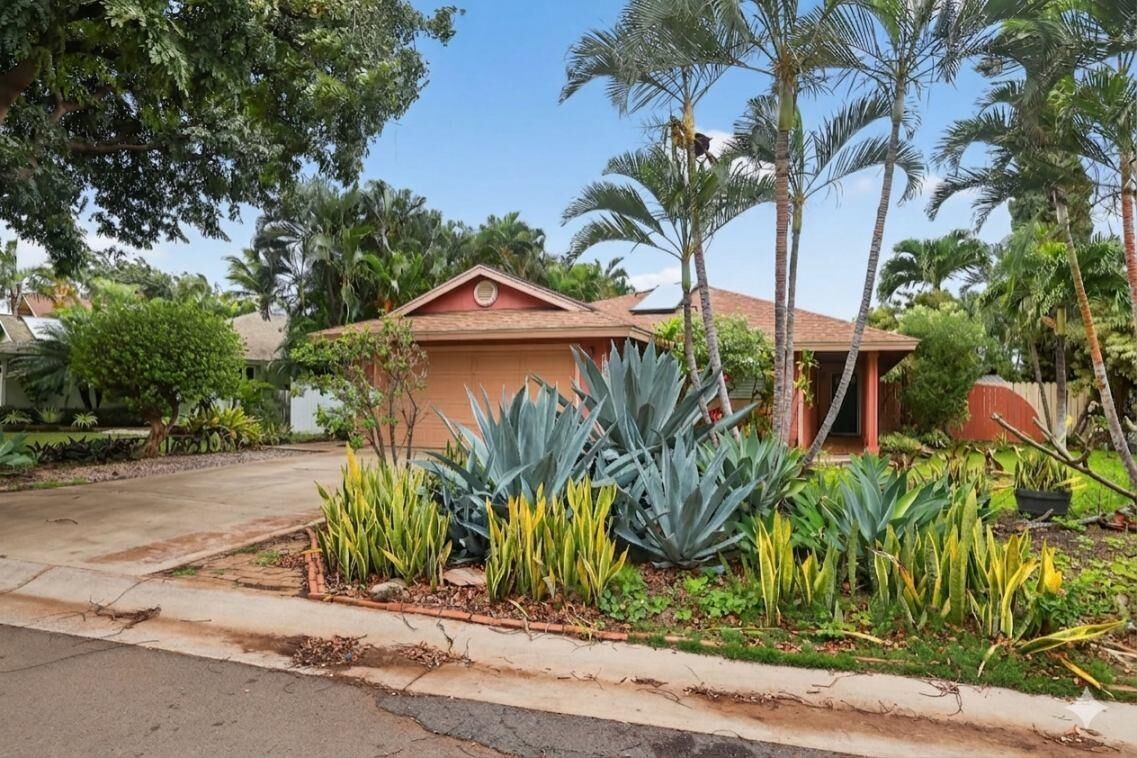 Property Photo: 886 Mahealani St HI 96753