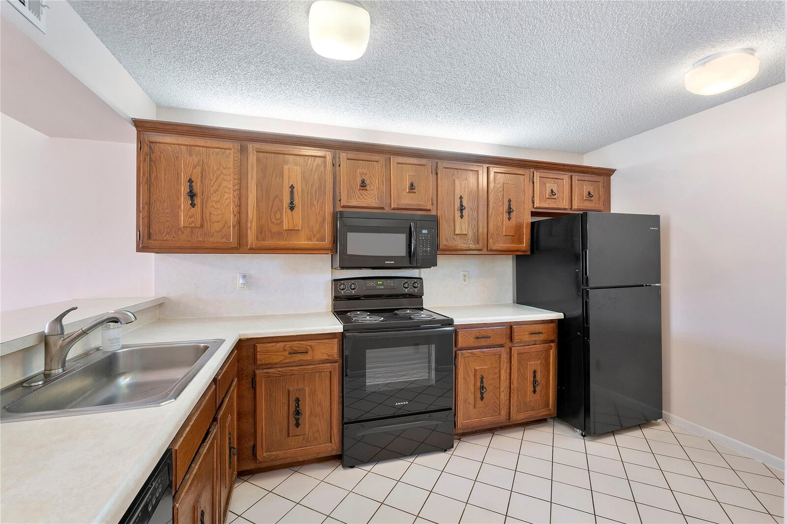 Property Photo:  6519 Coral Lake Drive 207  FL 33063 