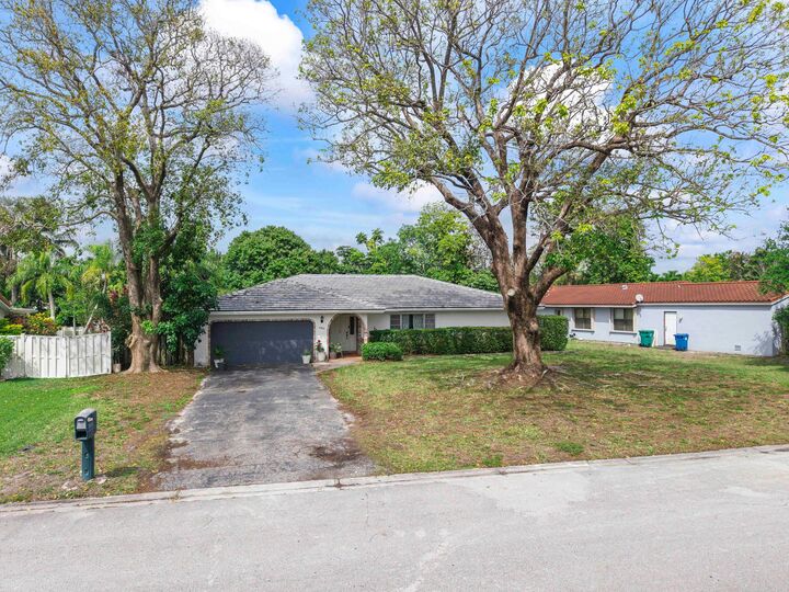 Property Photo: 10601 NW 43rd Court FL 33065