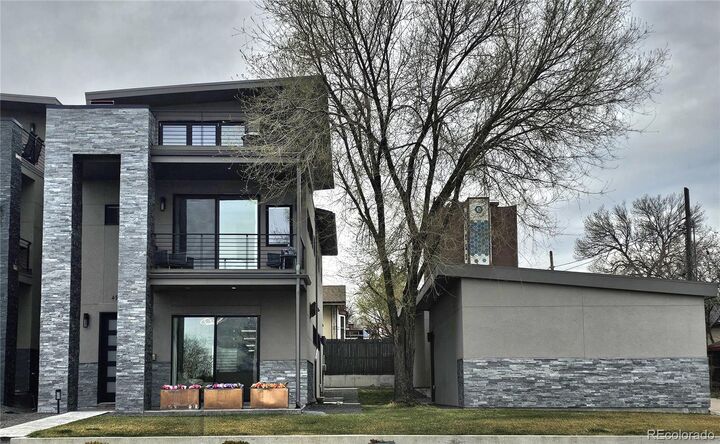 Property Photo:  4900 W 17th Avenue  CO 80204 