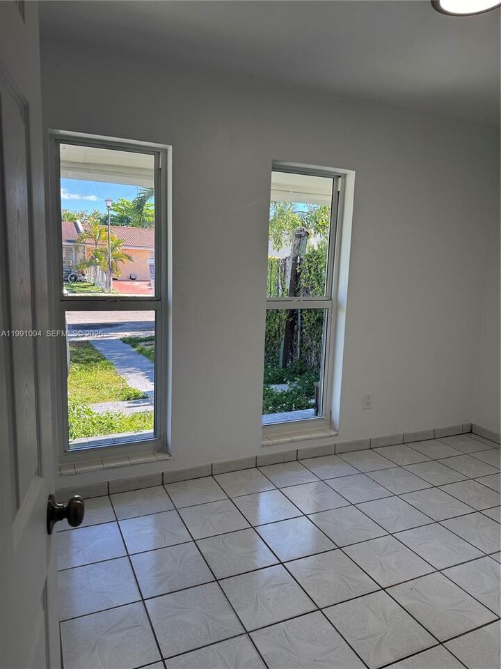 Property Photo:  13001 SW 53rd St 13001  FL 33175 