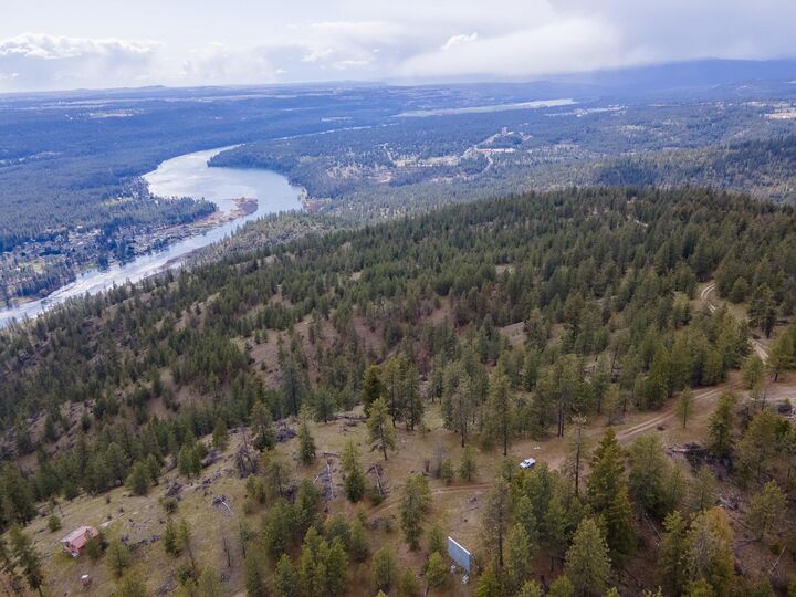 Property Photo:  16510 N Abigail Ln  WA 99208 