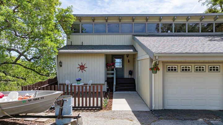 Property Photo:  25900 Columbia Way  CA 93561 