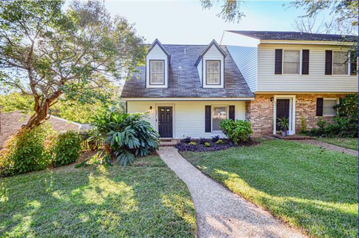 Property Photo: 980 Marys Drive 5 FL 32308