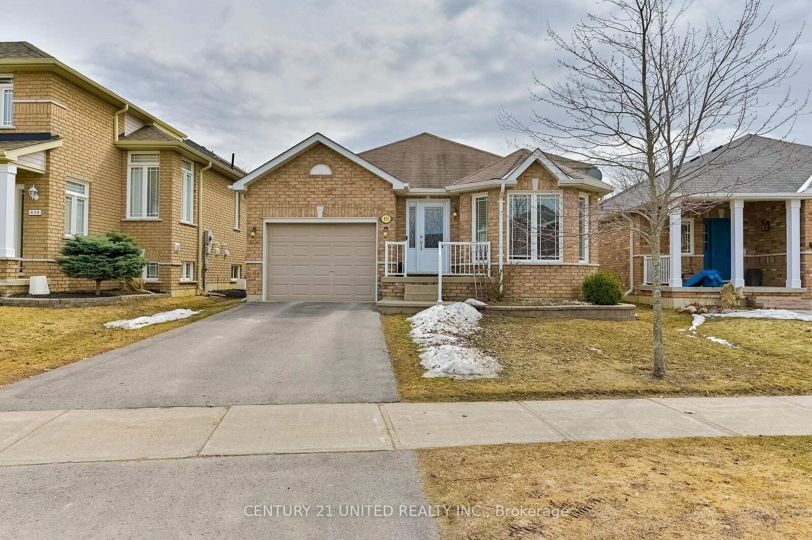 Photo de la propriété:  833 Bertrand Terrace  ON K9K 2T1 