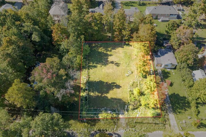 Property Photo:  76 McArthur Drive  ON L9M 1W9 