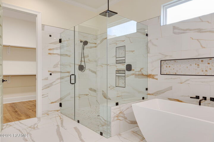 Property Photo:  104 Travelers Palm Way  LA 70518 