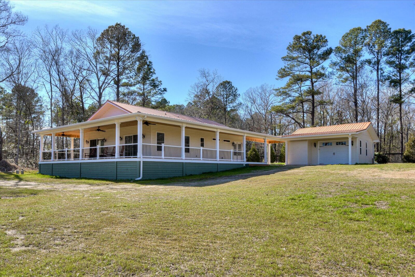 Property Photo: 400 Rish Store Road SC 29164