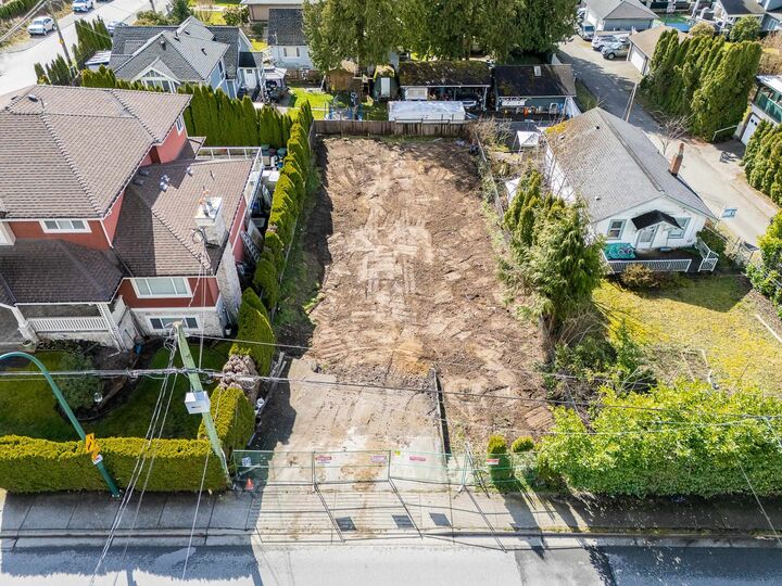 636 Rochester Avenue — photo 1