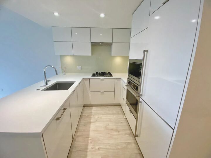 Property Photo: 238 W Broadway 802 BC V5Y 0L2