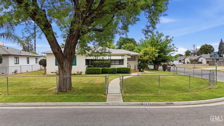 Property Photo:  4629 Fishering Drive  CA 93309 