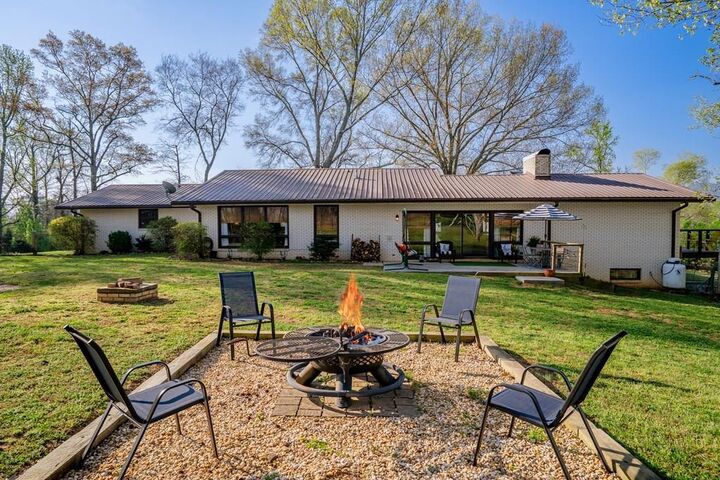 Property Photo: 1254 Mountain Loop Road NW GA 30746