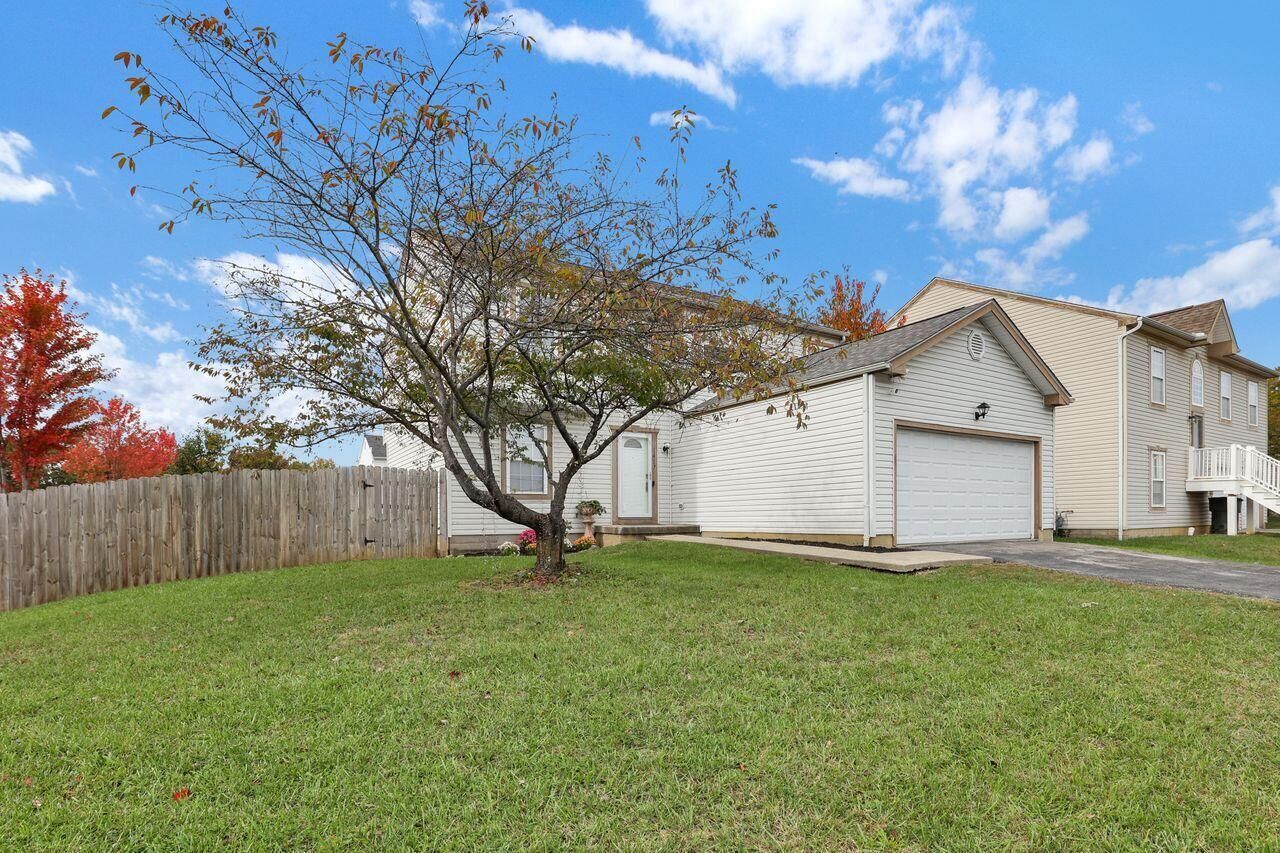 Property Photo:  1417 Fahy Drive  OH 43223 