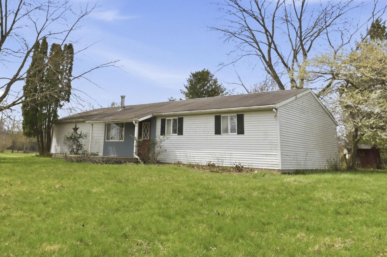 Property Photo: 3050 Van Fossen Road OH 43080
