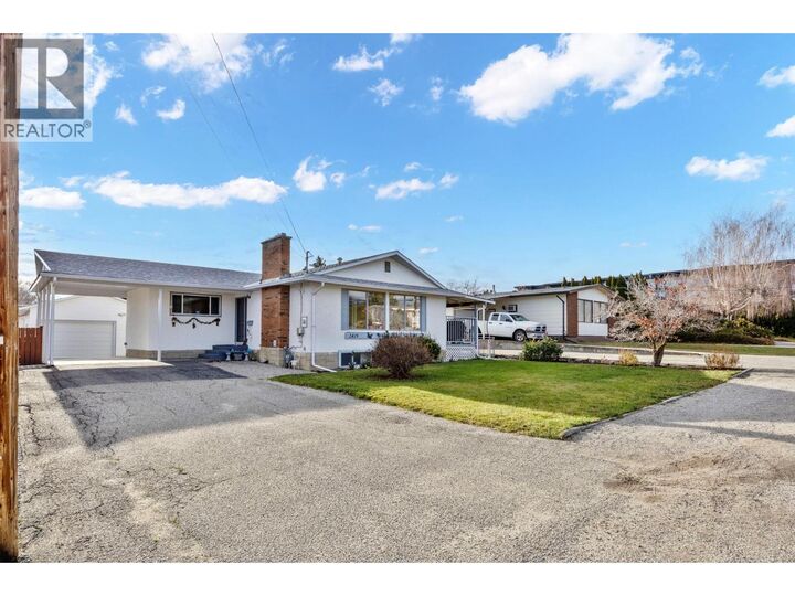 Property Photo: 2429 Gosset Road BC V4T 1P4