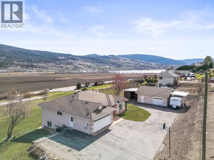 Property Photo: 130 Overlook Place BC V1H 1X1