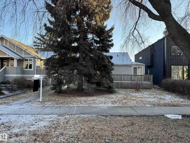Property Photo:  14019 106 Avenue NW  AB T5N 1B3 