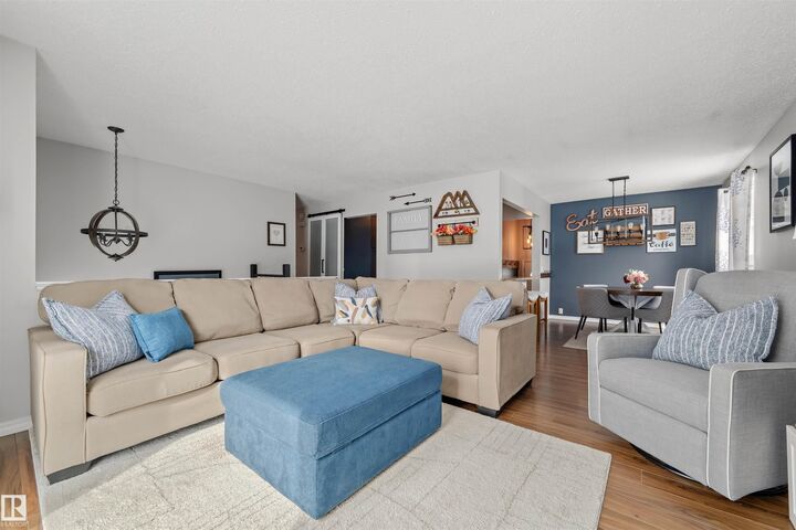 Photo de la propriété:  15 Arbor Crescent  AB T8N 2T8 