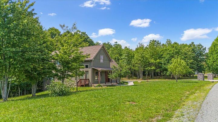 Property Photo:  220 Bear Crawl Road  TN 37347 