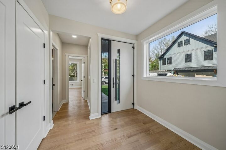 Property Photo:  491 Central Ave 1  NJ 07974 