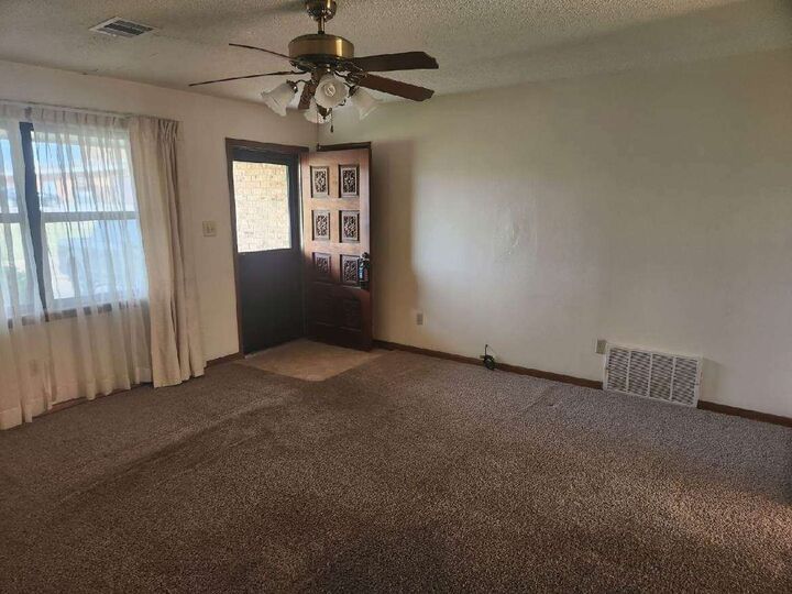 Property Photo:  132 SW 69th St  OK 73505 